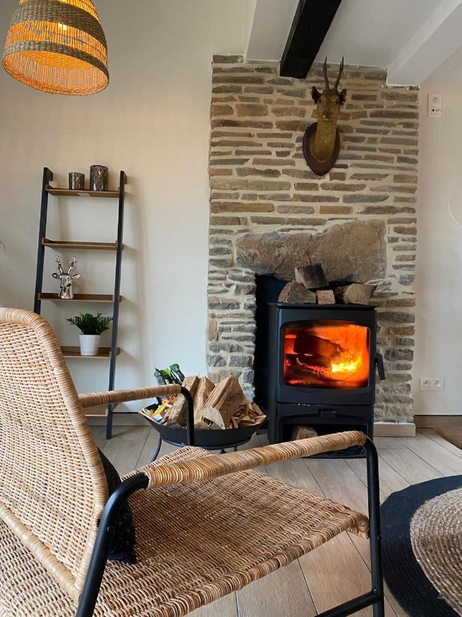 Cocooning Near Dinant 300M From River Meuse Blaimont Exterior photo